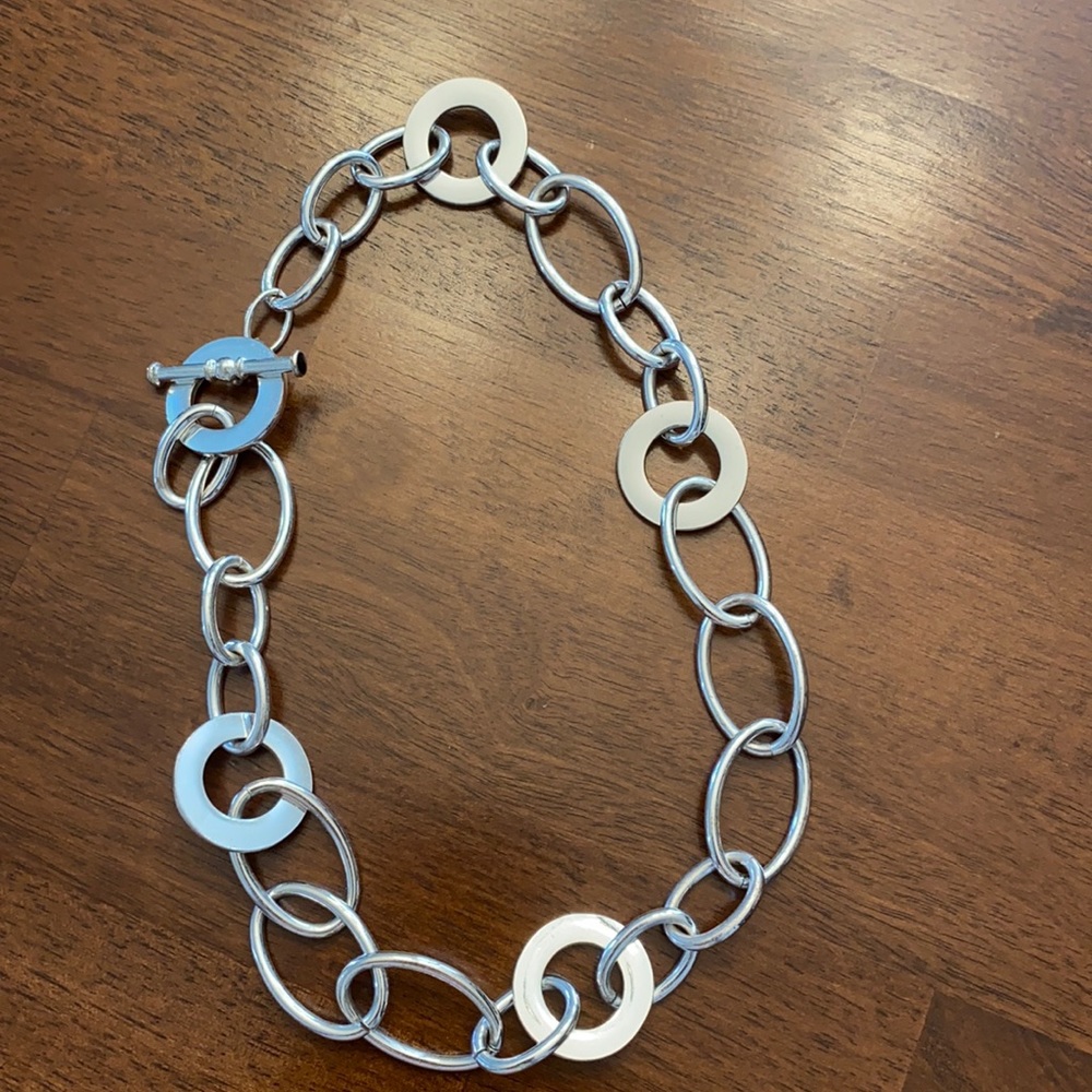 Guess silver toggle necklace